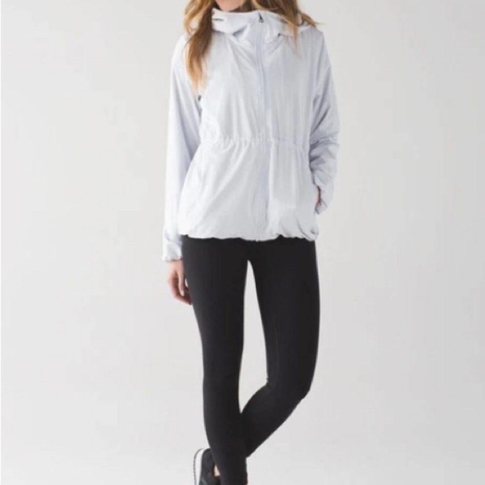 Lululemon Jacket Women’s Belle Full Zipper/ size 4